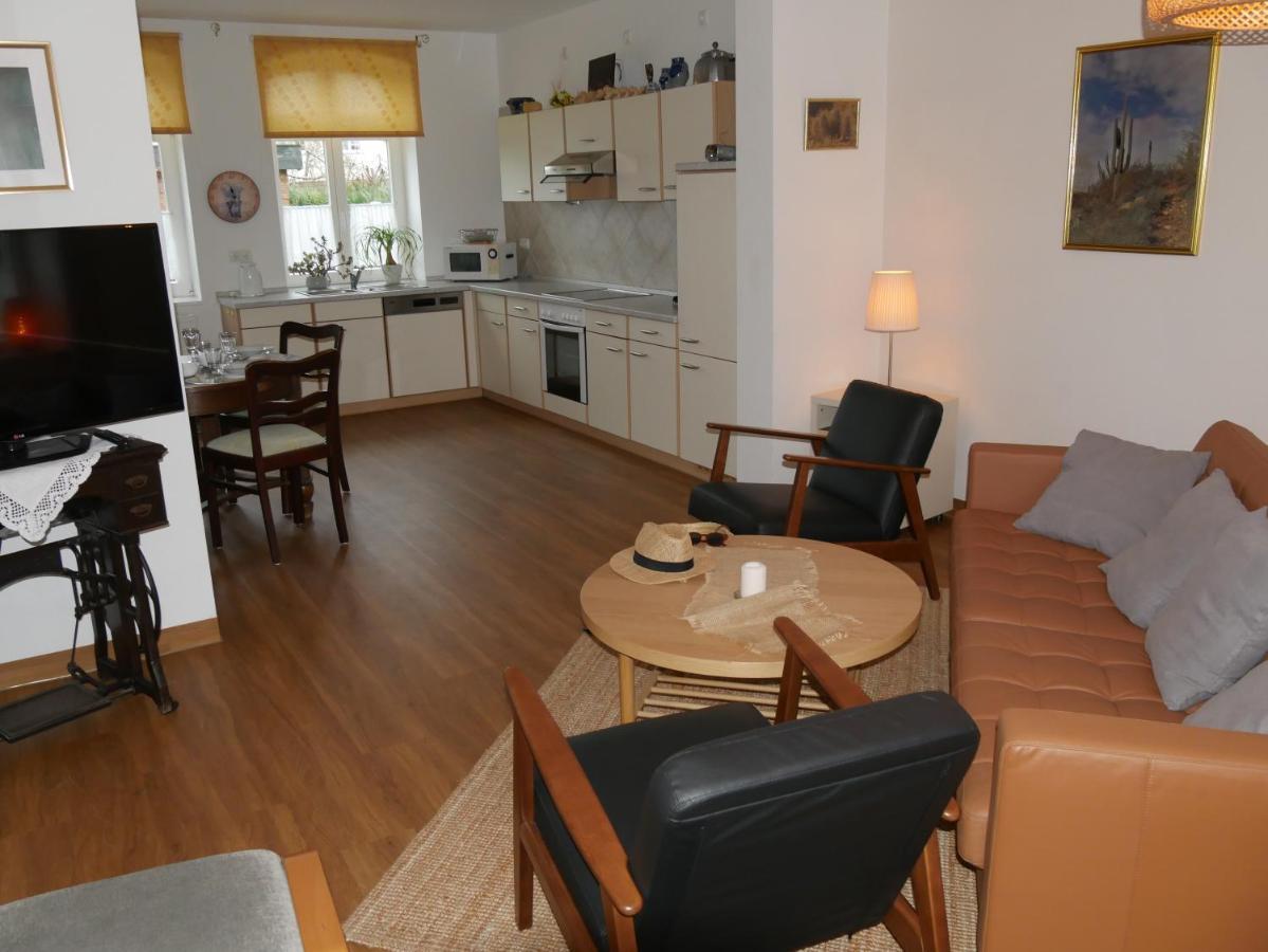 Lindenhof Wohnung 2, Erdgeschoss Vipperow 외부 사진